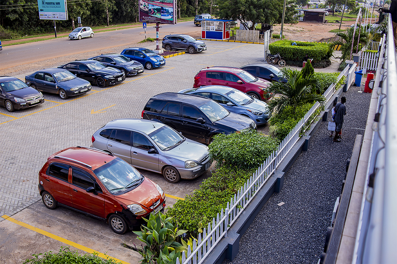 Spacious Car Park